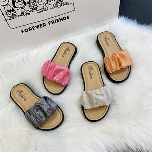 ホット販売美しい安い子供フラットスリッパ子供スリッパ屋外小さな女の子スリッパ - Product Image 1