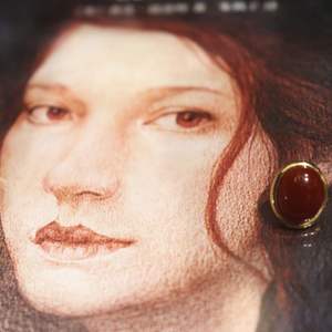 ต่างหู925แท้สำหรับผู้หญิง Chris April แฟชั่นทันสมัยหรูหราชุบทอง18K ONYX Minimalist - Product Image 4