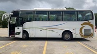 Autocar de luxe Sunlong à conduite à droite, moteur diesel, conforme à la norme d'émission Euro 3, autocar de passagers Sunlong, 32 places