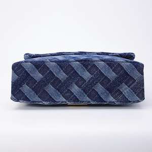 Hot selling women's striped denim crossbody <b>bag</b>, luxurious heart-shaped shoulder <b>bag</b> - Product Image 5