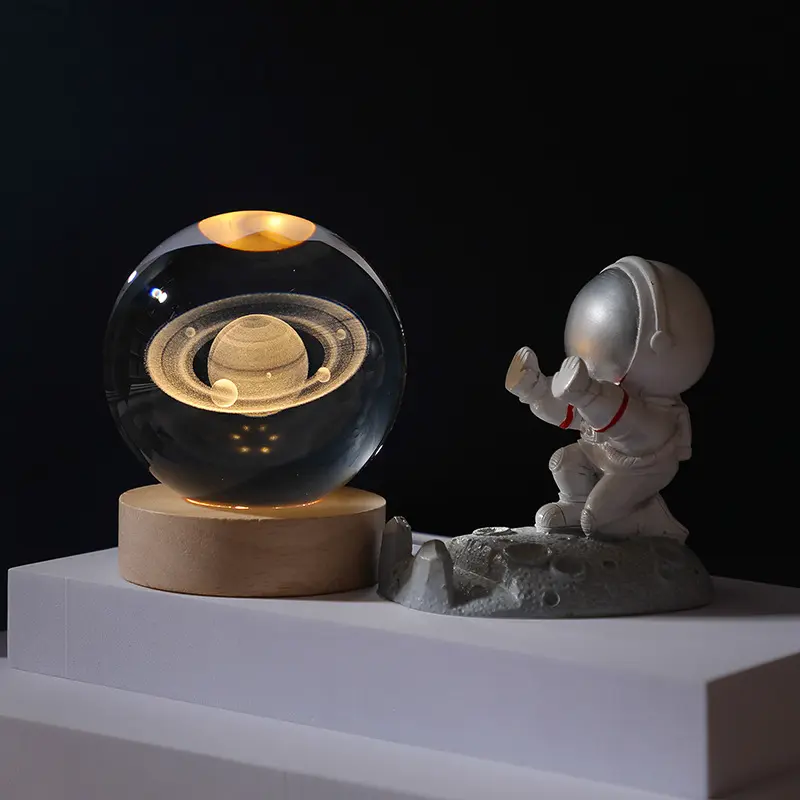 3D astronauta planeta bola de cristal luz de noche Base de madera sistema Solar bola USB Alimentación lámpara de noche dormitorio decoración chico regalo
