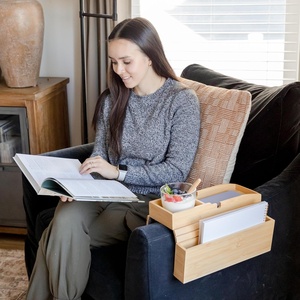 Tre Non-Slip <span class=keywords><strong>sofa</strong></span> tay vịn Khay bảng couch cup chủ cánh tay khay tổ chức với <span class=keywords><strong>Side</strong></span> lưu trữ túi - Product Image 6
