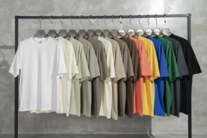 Camiseta con logotipo personalizado 260 GSM, ropa de calle pesada de gran tamaño, diseño en blanco, combinaciones de seda de fibra de bambú comprimida - Product Image 4