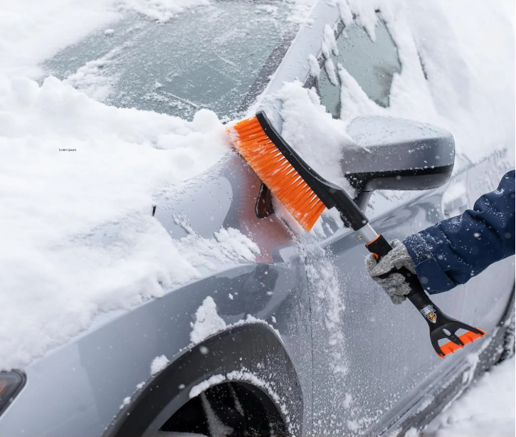 Mallory Snow Brush with Ice Scraper & Foam Grip Extendable Snow Brush