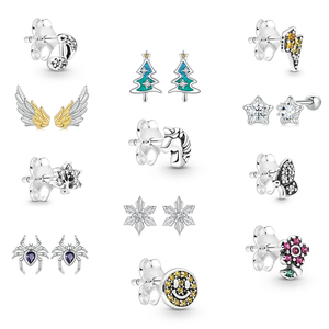 Pendientes de Botón Elegantes de Plata de Ley 925 con Baño de Oro y Diseño 3D con Circonita, Joyería para Regalo de Boda o Fiesta - Product Image 1