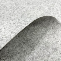 Produit de haute qualité S4 feutre coloré Non tissé 2mm feutre industriel tissu en feutre Polyester prix en rouleau