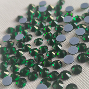 Zk Bán Buôn Tinh Thể Ngọc Lục Bảo Phẳng Trở Lại Thạch SS6-SS30 Cao Cấp Sửa Chữa Nóng Thủy Tinh Thạch Cho Bán Số Lượng Lớn - Product Image 2