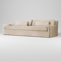 Canapé sectionnel moderne en bois avec cadre inspiré sur mesure, revêtement extensible et accoudoirs inclinés, 2 coussins, pour designers d'intérieur