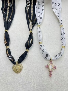 Moda CZ San <span class=keywords><strong>Benito</strong></span>/<span class=keywords><strong>Cruz</strong></span>/Corazón Colgante Collar Chapado en oro CZ Virgen María Religión Encanto Bufanda Collar <span class=keywords><strong>de</strong></span> mujer - Product Image 4