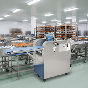 Machine à rouler le <span class=keywords><strong>pain</strong></span> français et les croissants électrique de haute qualité avec prise multi-prise pour boulangerie - Product Image 1