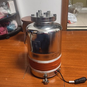 Réservoir sous pression en acier inoxydable Wilhelm Schmidt 12L pour système d'eau, fabrication allemande - Product Image 3
