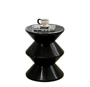 Taburete Bajo de Diseño Lazy Space para el Hogar, Sala de Estar, para Cambiar Zapatos, Taburete Nórdico Creativo de Plástico con Forma de Reloj de Arena - Product Image 2