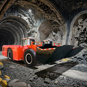 JS-2 desain baru dipasang di samping untuk LHD 4ton kapasitas beban bawah tanah 4ton Scooptram Loader Driver operasi efisiensi tinggi - Product Image 1