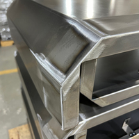 Composants d'enceintes métalliques sur mesure en tôle pour machines industrielles et armoires de contrôle