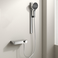Ensemble de douche simple sans douchette fendue et robinet de douche adapté aux petites salles de bain