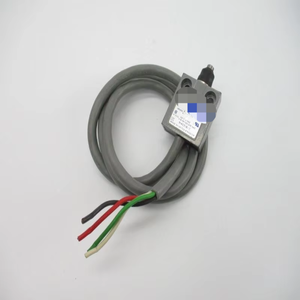 914CE18-<span class=keywords><strong>3</strong></span> 250VAC 5A NSMP Nuevo Original en Existencia Controlador de Programación PLC Dedicado para Automatización Industrial PAC - Product Image 1