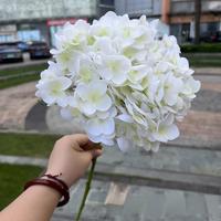 Y-H227 Vente en gros de fleurs artificielles d'hortensia paniculata, fleurs réalistes au toucher, fleurs de remplissage en soie, hortensias blancs et verts, fleurs de mariage
