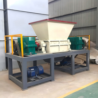 Le broyeur de déchets métalliques modèle 800 est utilisé pour broyer les palettes, les barils en plastique et les produits électroniques