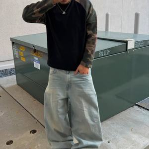 T-shirt à manches longues double couche personnalisé en tissu gaufré thermique à manches longues avec imprimé camouflage - Product Image 4