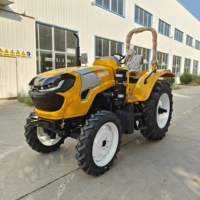 Tracteur agricole léger et compact à quatre roues motrices, compatible avec divers outils de travail agricole