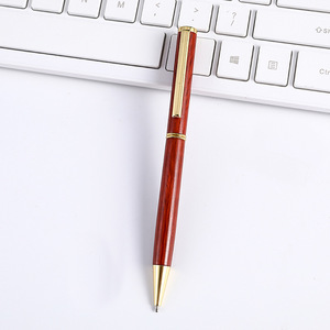 Stylo à bille rotatif personnalisable avec logo, écologique, recyclable, en bois de bambou - Product Image 1