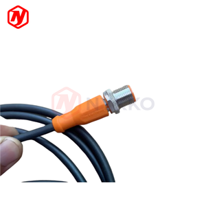 สายเคเบิลแบบ Pigtail รุ่น EVC076 ของ IFM แบบ 8 ขั้ว พร้อมหัวต่อแบบงอสำหรับ Rotary Encoder และระบบส่งสัญญาณกลับมอเตอร์ EVC076 - Product Image 1