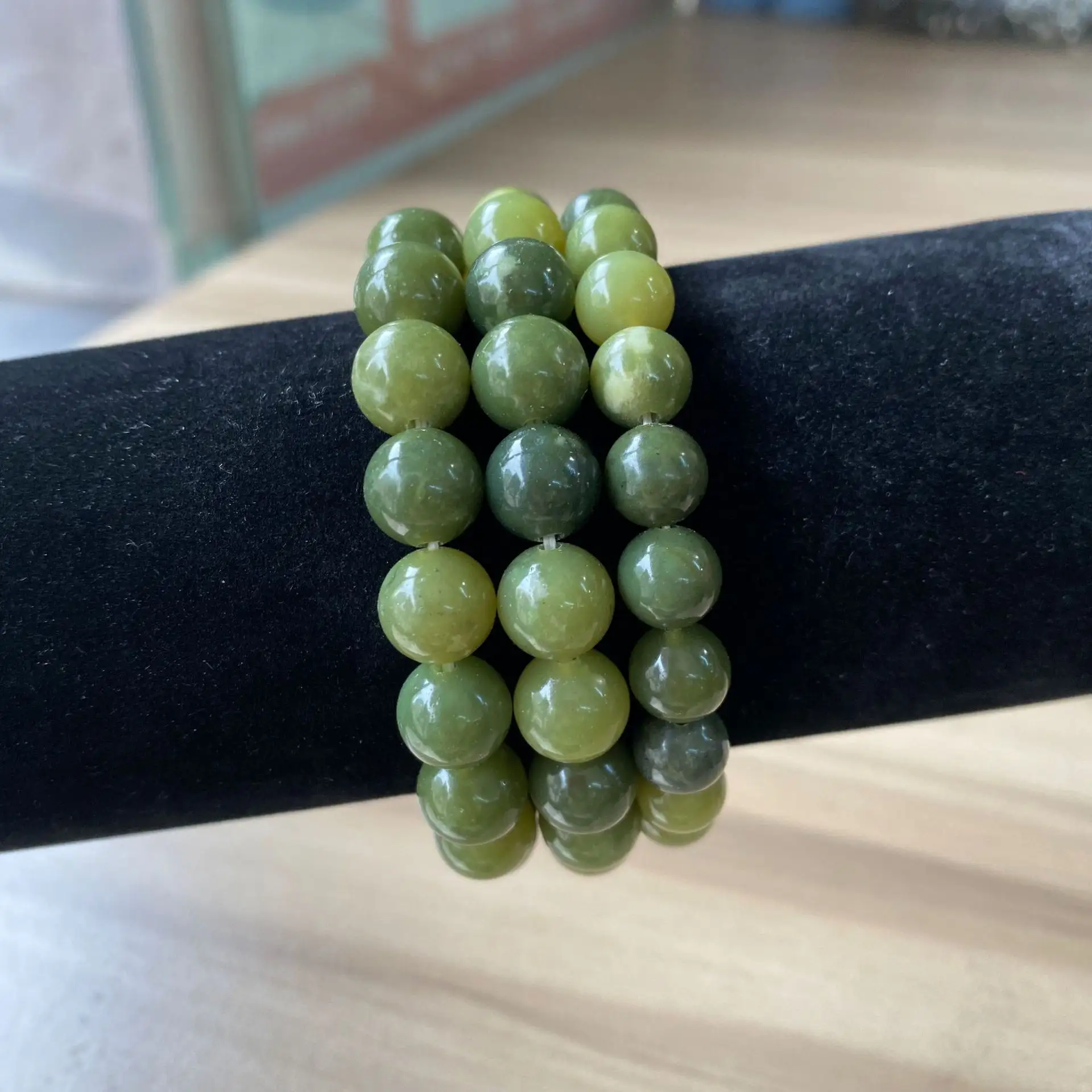Pulsera de joyería de Jade con cuentas de piedra Natural Real curativa, pulsera de piedra redonda de Jade verde canadiense para hombres