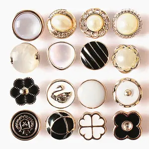 Bargain Deals On Wholesale white pearl buttons 12mm For DIY Crafts