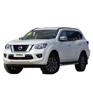 공장 가격 중간 SUV Dongfeng 닛산 테라 가솔린 자동 자동차 2.5L 2wd 4X4 연료 차량 0km 저렴한 중고차 닛산 테라