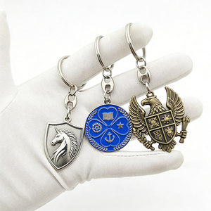 Unique Classic Metal Keychains Unicorn Eagle Clover Emblem Decorative Key Rings for Personalized Decoration