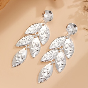 Jingciren Boutique Europe and the United States cross-border fashion design leaf earrings ladies trend tassel leaves - Product Image 3