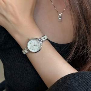 CILOA นาฬิกาข้อมือผู้หญิง Retro Sugar Square หน้าปัดไล่เฉดสีน้ำตาลคาราเมล สายโลหะ นาฬิกาข้อมือควอตซ์สำหรับเดินทางที่หรูหรา - Product Image 6