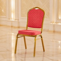 Chaise de réception de mariage, cadre en métal doré, revêtement en velours rouge, empilable, pour salle de bal intérieure, couleur personnalisée, OEM