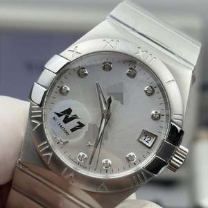 Nuevos Productos: Reloj Mecánico de Buceo para Hombre, Personalizado, Estilo Celebridad, con Reserva de Energía Luminosa Oculta, Metálico y Moderno - Product Image 3