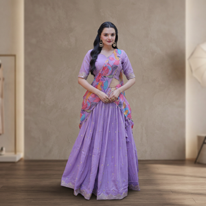 TENNECY Choli de Mujer, Largo hasta el Tobillo, Corte Regular, en Seda Cosmos con Bordado de Lentejuelas Zari, para Fiestas y Bodas - Product Image 1