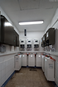 Batterie de stockage d'énergie solaire amovible basse tension UE 10 kWh 15 kWh 20 kWh Batterie LiFePO4 pour système d'énergie solaire hybride hors réseau - Product Image 2