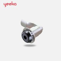 Loquet de panneau à compression à poignée fixe en alliage de zinc Yeeka 1423, grande version, très vendu, adapté aux appareils électriques