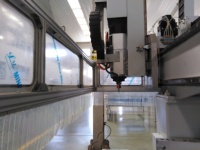 Centre d'usinage haute vitesse PARKER 4 axes de haute qualité pour le perçage, le fraisage et le taraudage avec moteur de broche HSD pour le traitement du PVC/UPVC et de l'aluminium