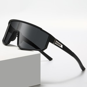 Gafas de Sol Deportivas TAC de Alta Gama para Exteriores, Venta al Por Mayor de Fábrica, Logotipo Personalizado, Gafas de Sol Deportivas para Ciclismo y Béisbol para Hombre - Product Image 3