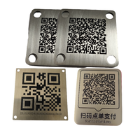 Etiqueta de código QR de metal adhesiva personalizable impermeable con serigrafía para gestión de activos-Número de serie del logotipo de características