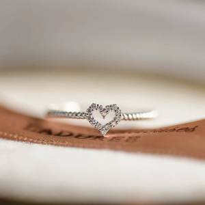 Anello in Argento Q497 con Diamante Taglio Cuore, Diamante Naturale, Stile Romantico, Gioiello da Donna per Uso Quotidiano - Product Image 4