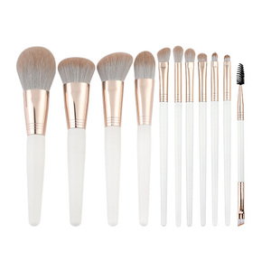 Ensemble de pinceaux de <span class=keywords><strong>maquillage</strong></span> Design propre Soies douces et végétaliennes <span class=keywords><strong>Kit</strong></span> de marque privée pour les marchés de la beauté européens - Product Image 1