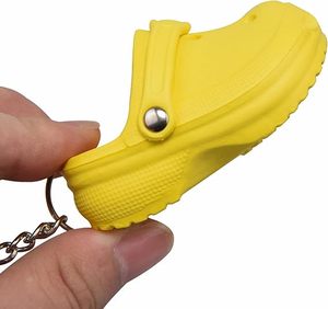 Porte-clés personnalisé avec logo, mini pantoufle mignonne, pour sac à dos, sac à main, décoration, couleurs personnalisées, sandales en silicone, fabrication en usine - Product Image 4