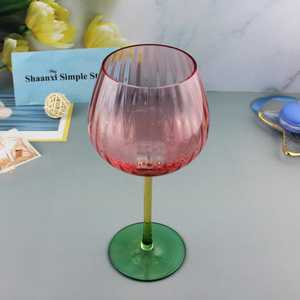 <span class=keywords><strong>Copa</strong></span> de Vino Decorativa Reutilizable con Rayas Verticales, <span class=keywords><strong>Copa</strong></span> de Vidrio de Color, <span class=keywords><strong>Copa</strong></span> de Ginebra <span class=keywords><strong>Rosa</strong></span> con Relieve, Copas de Vino Tinto - Product Image 4