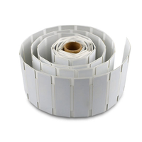 Étiquette RFID UHF anti-métal flexible pour surfaces métalliques industrielles et suivi durable