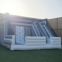 Grand château gonflable blanc gonflable de fête de mariage de toboggan de rebond commercial d'enfants Tik Tok maison commerciale de rebond d'escalade de rebond