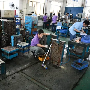 Guangzhou fabrika plastik enjeksiyon kalıbı makinesi kalıplama hizmeti müşteri için