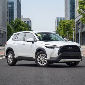 รถยนต์มือสองปี 2021 โคโรลล่า ครอส พิกอัพ 2.0 ลิตร เครื่องยนต์เทอร์โบไฟฟ้า SUV 5 ประตู 5 ที่นั่ง เบาะหนัง สีเข้ม ขับเคลื่อนล้อหน้า เกียร์อัตโนมัติ พวงมาลัยซ้าย ล้อแม็ก R16 เครื่องยนต์ 6 สูบ หลังคาซันรูฟ 360 องศา - Product Image 2