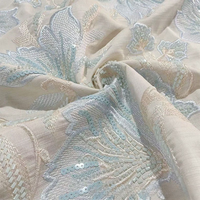 Tissu brodé de perles, dentelle en maille 3D luxueuse et exquise avec fleurs, perles et sequins pour la mode modeste, abaya, kaftan, robe