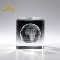 Cube de cristal de la Terre gravé au laser 3D personnalisé, dans un bloc de verre, presse-papiers, souvenir d'entreprise, cadeau avec boîte cadeau